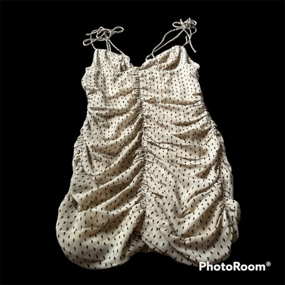 Victoria + Sophia sexy cinched dotted dress